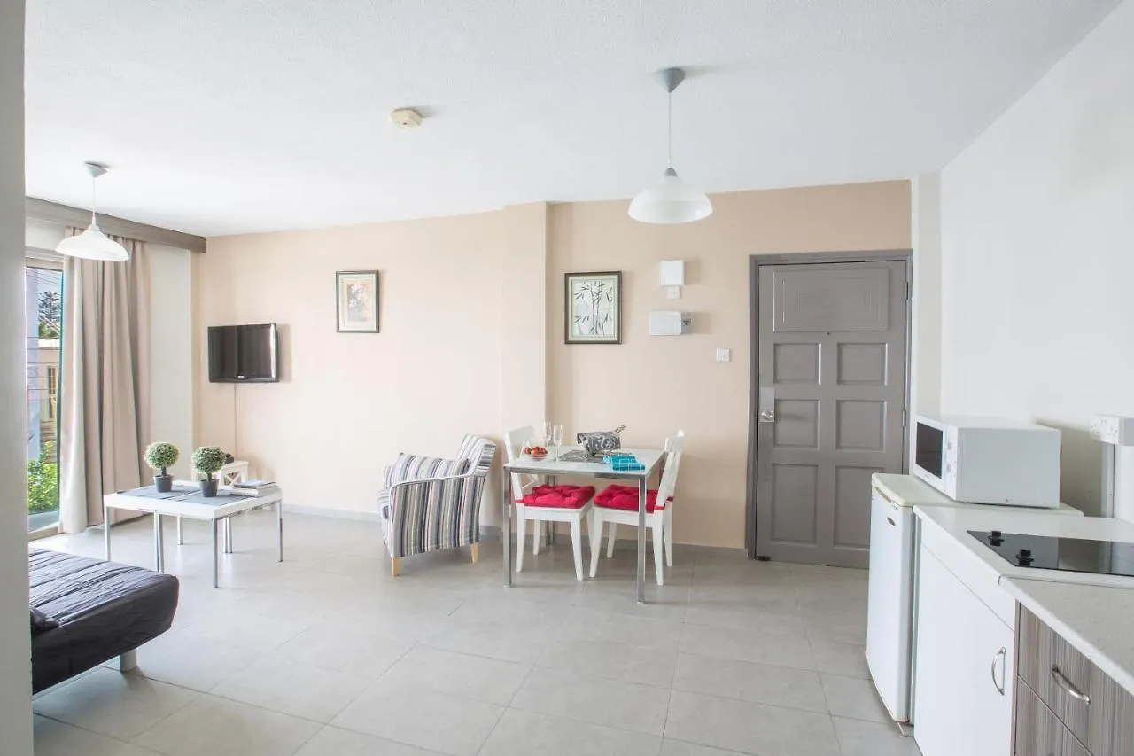 Ayia Napa Holiday Apartment So6  Ayía Nápa